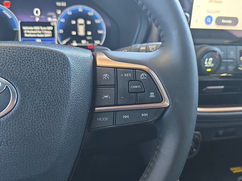 Used 2025 Toyota Grand Highlander AWD Hybrid image 21