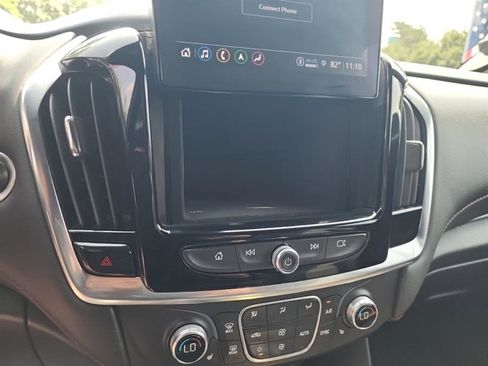 Used 2022 Chevrolet Traverse RS w/ LPO, Floor Liner Package AWD/4WD image 16