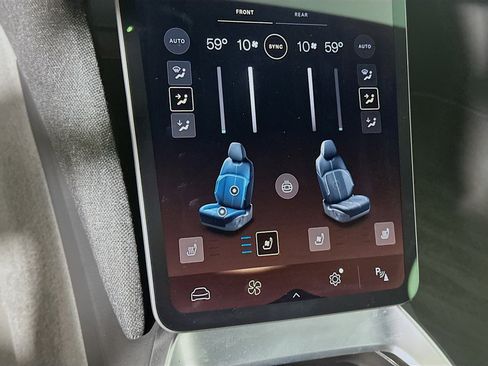 Used 2024 Lucid Air Touring AWD/4WD image 23