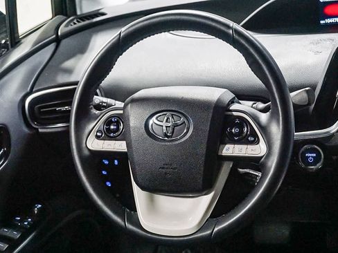 Certified 2019 Toyota Prius Prime Advanced w/ Carpet Mat Package image 15