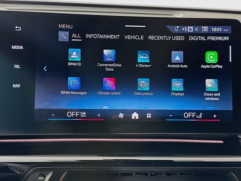 Used 2026 BMW X2 xDrive28i w/ Technology Package AWD/4WD image 11