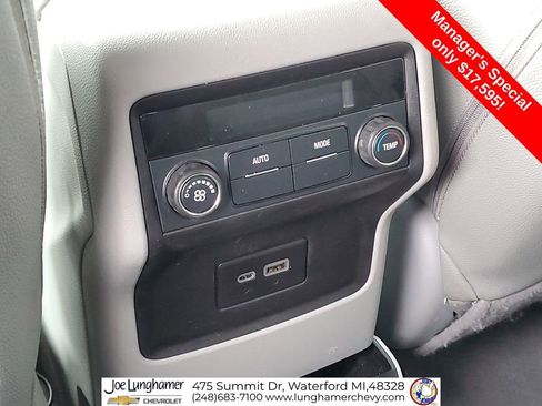 Used 2020 GMC Acadia SLE FWD image 22