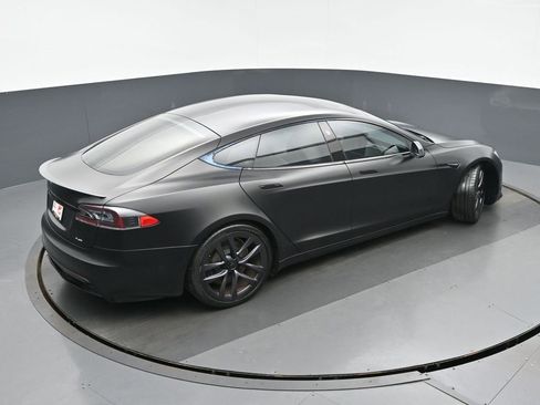 Used 2021 Tesla Model S Plaid image 37