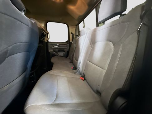 Used 2019 RAM 1500 Big Horn AWD/4WD image 25