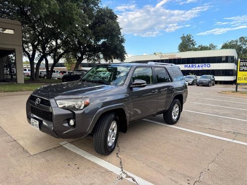 Used 2014 Toyota 4Runner SR5 Premium RWD image 2