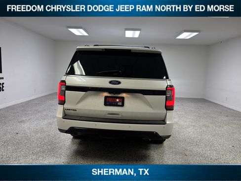 Used 2019 Ford Expedition Limited w/ Equipment Group 303A RWD image 5