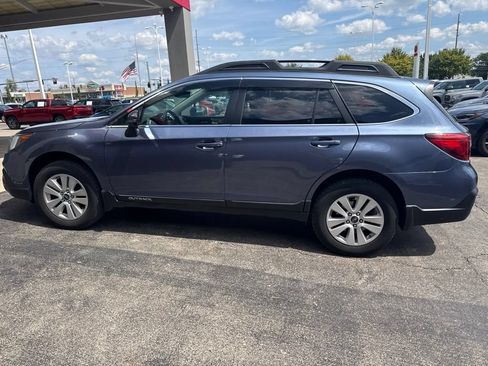 Used 2018 Subaru Outback 2.5i Premium AWD/4WD image 9
