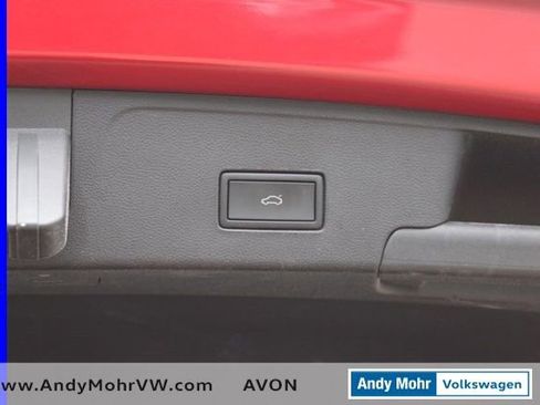 Used 2022 Volkswagen Atlas Cross Sport SEL R-Line image 12