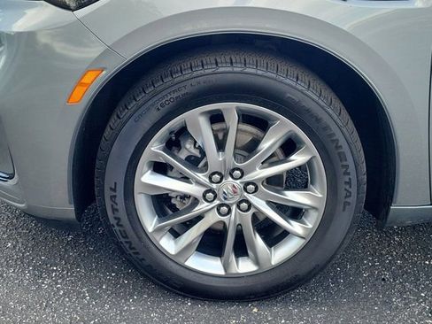 Used 2023 Buick Enclave Avenir w/ Avenir Technology Package AWD/4WD image 31