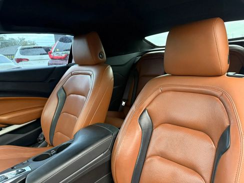 Used 2016 Chevrolet Camaro LT RWD image 12