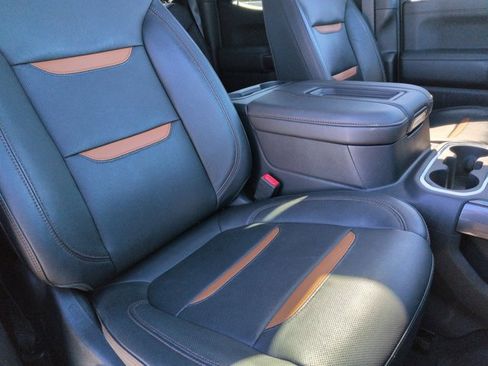 Used 2020 GMC Sierra 1500 AT4 w/ AT4 Premium Package image 22