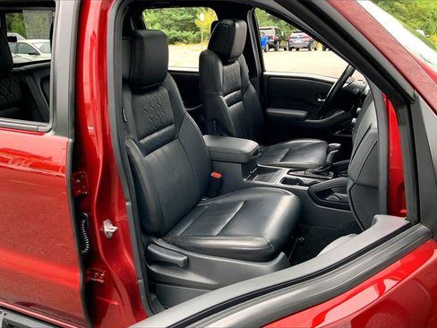 Certified 2022 Nissan Frontier PRO-4X w/ Pro-4X Premium Package image 6