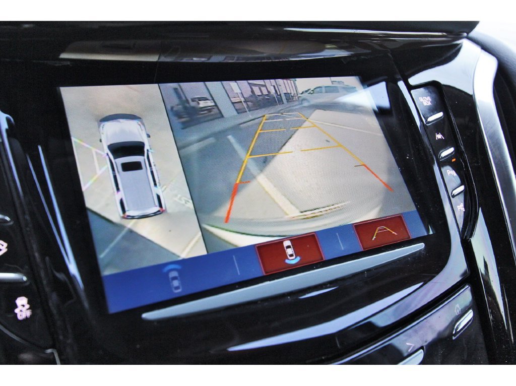 Used 2020 Cadillac Escalade Premium Luxury w/ LPO, Radiant Package AWD/4WD image 28