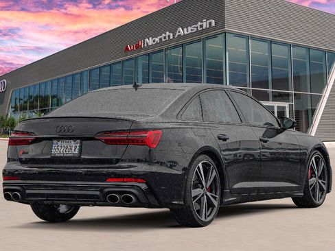 Certified 2022 Audi S6 Premium Plus image 4