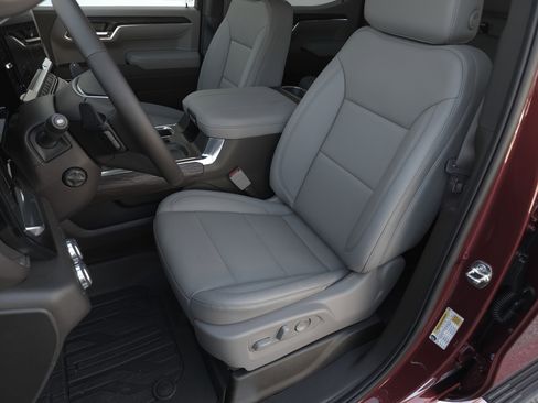 New 2026 GMC Sierra 1500 SLT w/ SLT Premium Package AWD/4WD image 9