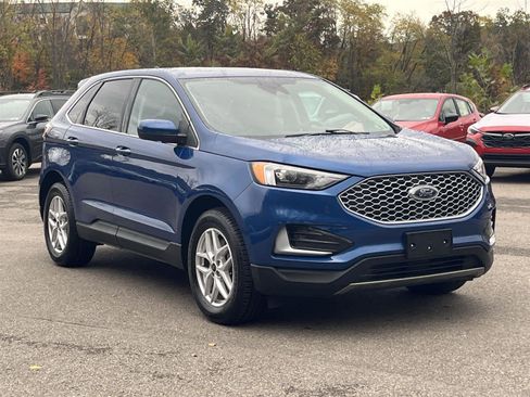 Used 2023 Ford Edge SEL image 7