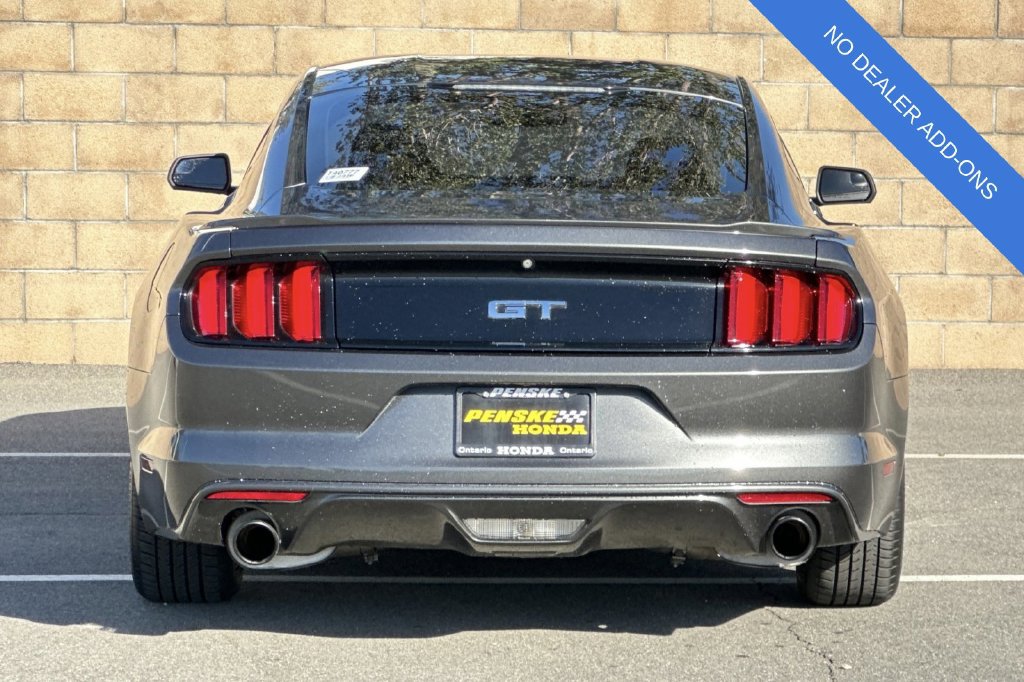 Used 2017 Ford Mustang GT RWD image 5
