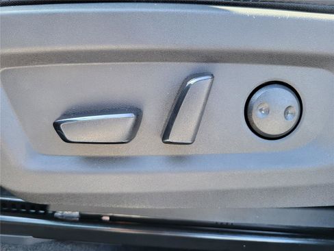 New 2025 Nissan Murano SL AWD/4WD image 24