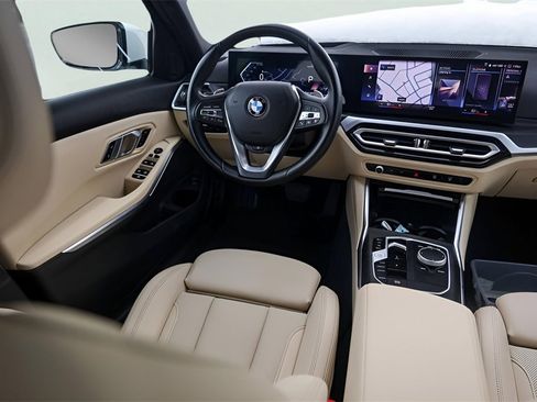 Used 2023 BMW 330i Sedan w/ Premium Package image 29