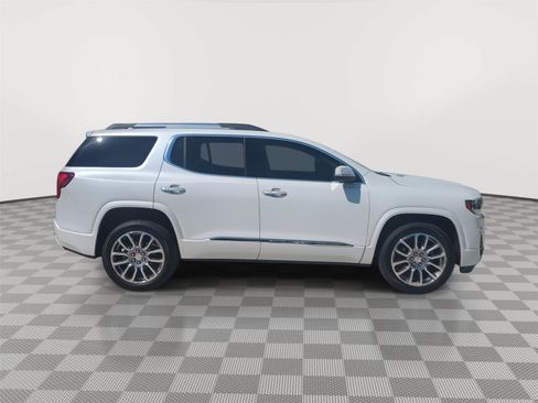 Used 2022 GMC Acadia Denali w/ Denali Ultimate Package FWD image 6