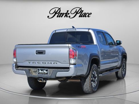 Used 2021 Toyota Tacoma TRD Off-Road w/ Technology Package AWD/4WD image 6