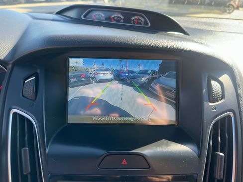 Used 2016 Ford Focus ST w/ Equipment Group 401A image 42