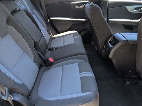 Used 2025 Chevrolet Blazer LT FWD image 29