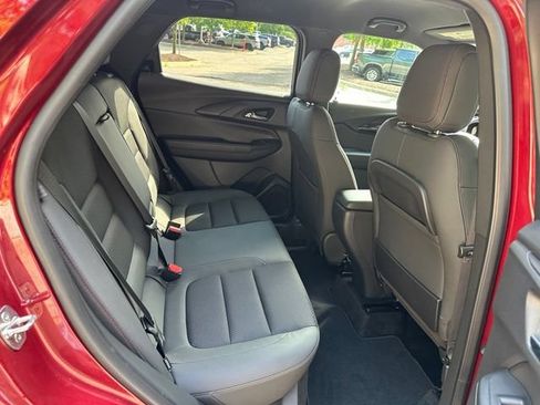 Used 2023 Chevrolet TrailBlazer RS FWD image 25