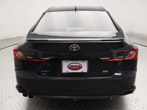 Certified 2025 Toyota Camry SE w/ Convenience Package FWD image 10