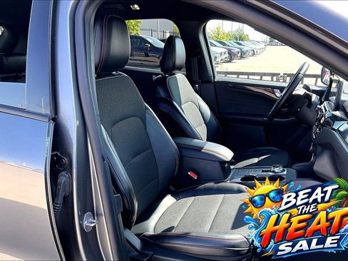Used 2025 Ford Escape ST-Line FWD image 9