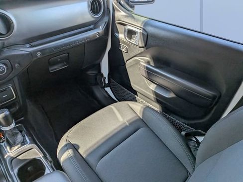 Certified 2020 Jeep Wrangler Unlimited Sport AWD/4WD image 16