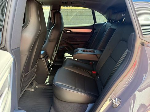 New 2026 Porsche Macan 4S Electric image 20