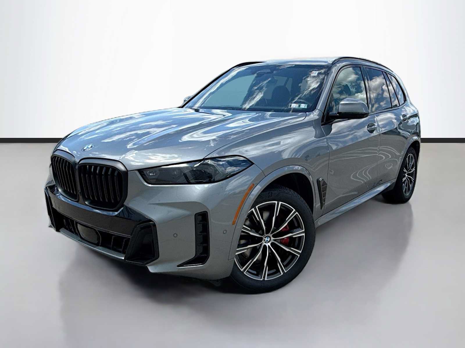 Used 2024 BMW X5 xDrive40i w/ Executive Package AWD/4WD image 1