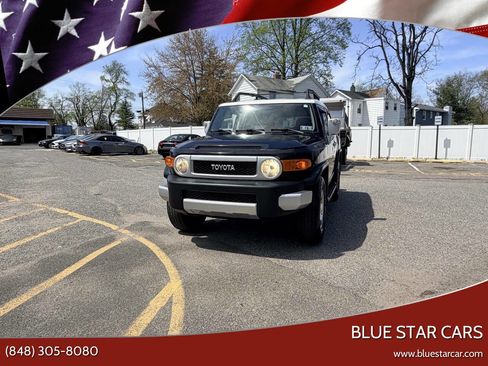 Used 2008 Toyota FJ Cruiser 4WD image 1