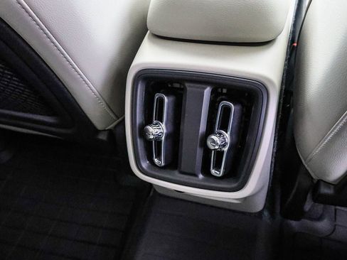 New 2026 Volvo XC40 B5 Plus w/ Protection Package Premier image 21