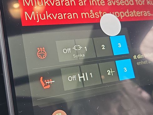 New 2026 Volvo XC90 B6 Plus w/ Protection Package Premier image 11