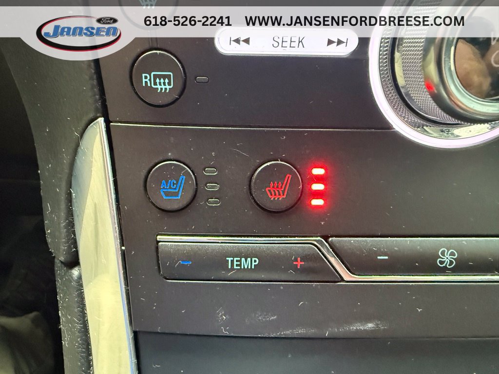 Used 2019 Ford Edge Titanium w/ Equipment Group 301A FWD image 18