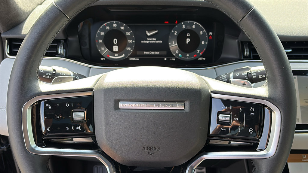 Certified 2023 Land Rover Range Rover Evoque R-Dynamic SE AWD/4WD image 16