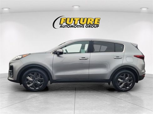 Used 2022 Kia Sportage LX w/ LX FWD Value Edition Package image 6