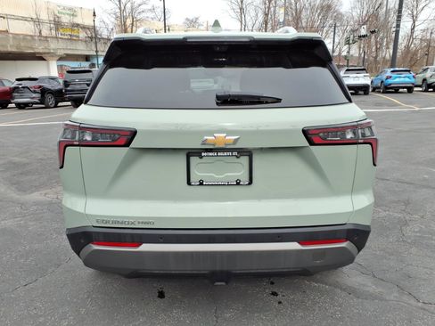 Used 2025 Chevrolet Equinox LT w/ Convenience Package II image 4