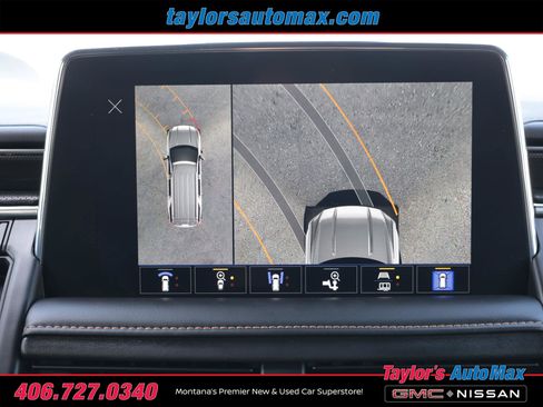 Used 2024 GMC Yukon AT4 w/ Technology Package AWD/4WD image 19