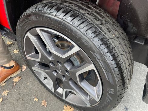 Used 2021 Jeep Renegade Sport image 40