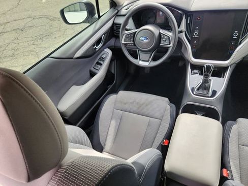 Used 2023 Subaru Outback Premium image 14