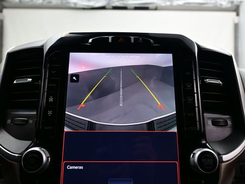 Used 2024 RAM 2500 Laramie image 17