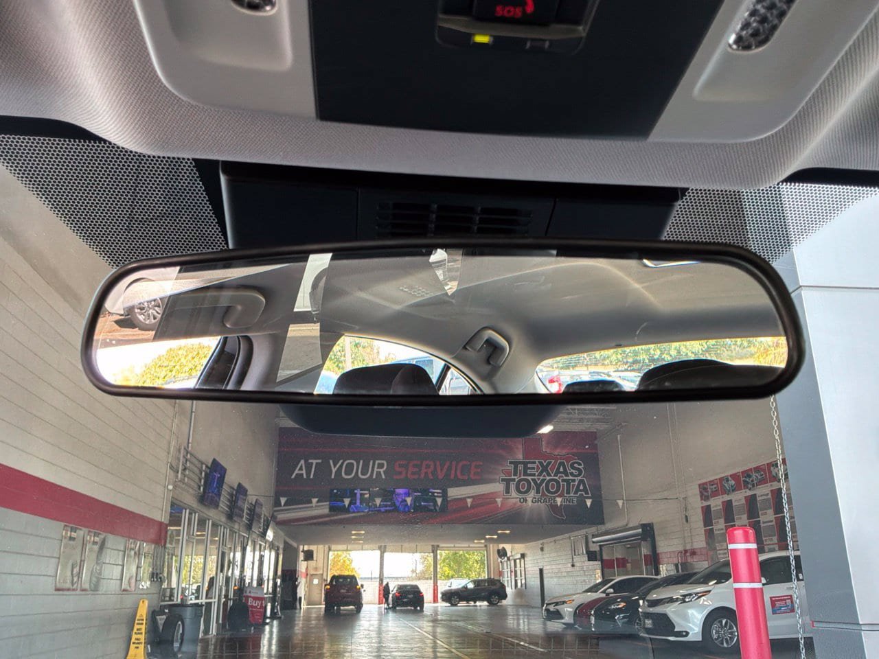 Used 2026 Toyota Camry LE FWD image 19