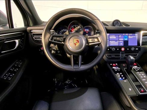 Certified 2026 Porsche Macan AWD/4WD image 13