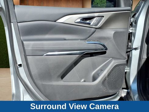 New 2026 Chevrolet Traverse LT w/ Driver Confidence Package FWD image 17