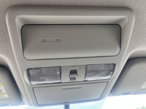 Used 2019 Nissan Frontier SV w/ Value Truck Package AWD/4WD image 27