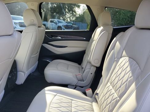 Used 2024 Buick Enclave Avenir w/ Avenir Technology Package AWD/4WD image 10