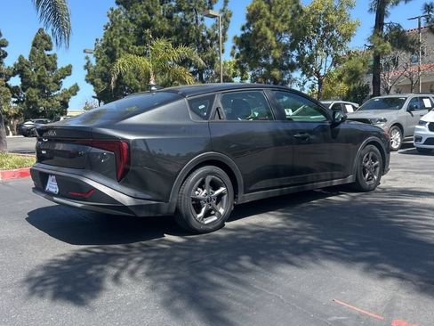 Used 2025 Kia K4 FWD image 6